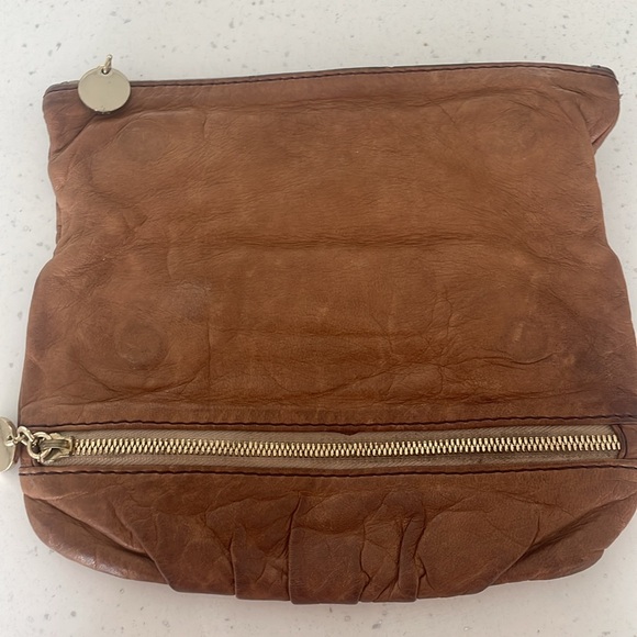 Gustto- beige clutch gold hardware - Picture 3 of 5